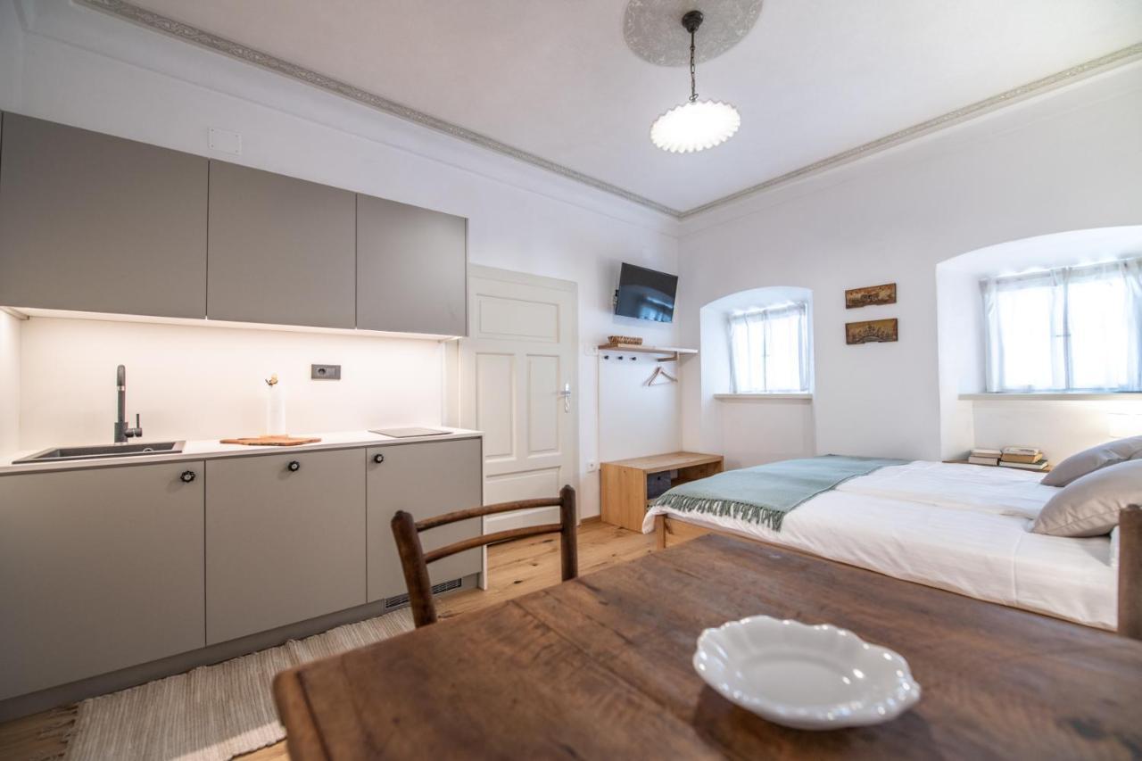Meznarija Radovljica Lägenhet Exteriör bild